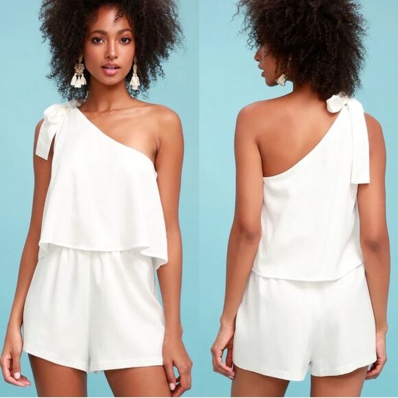 Lulus Destined for Chicness White One-Shoulder Romper Size Medium - Picture 1 of 7